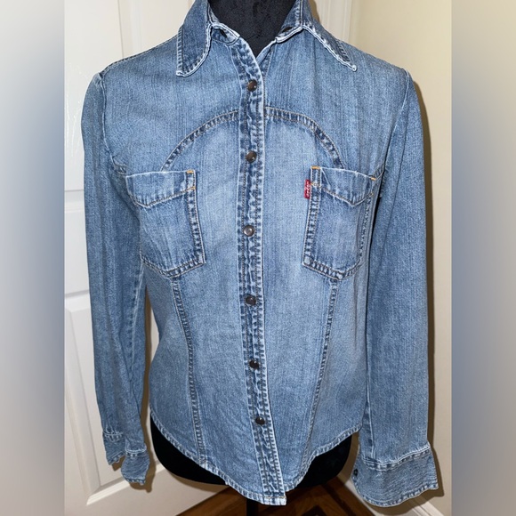 Levi's Tops - Levi’s iconic denim shirt